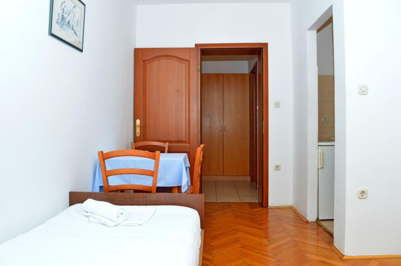 Apartmani Macak II Novalja Exterior photo