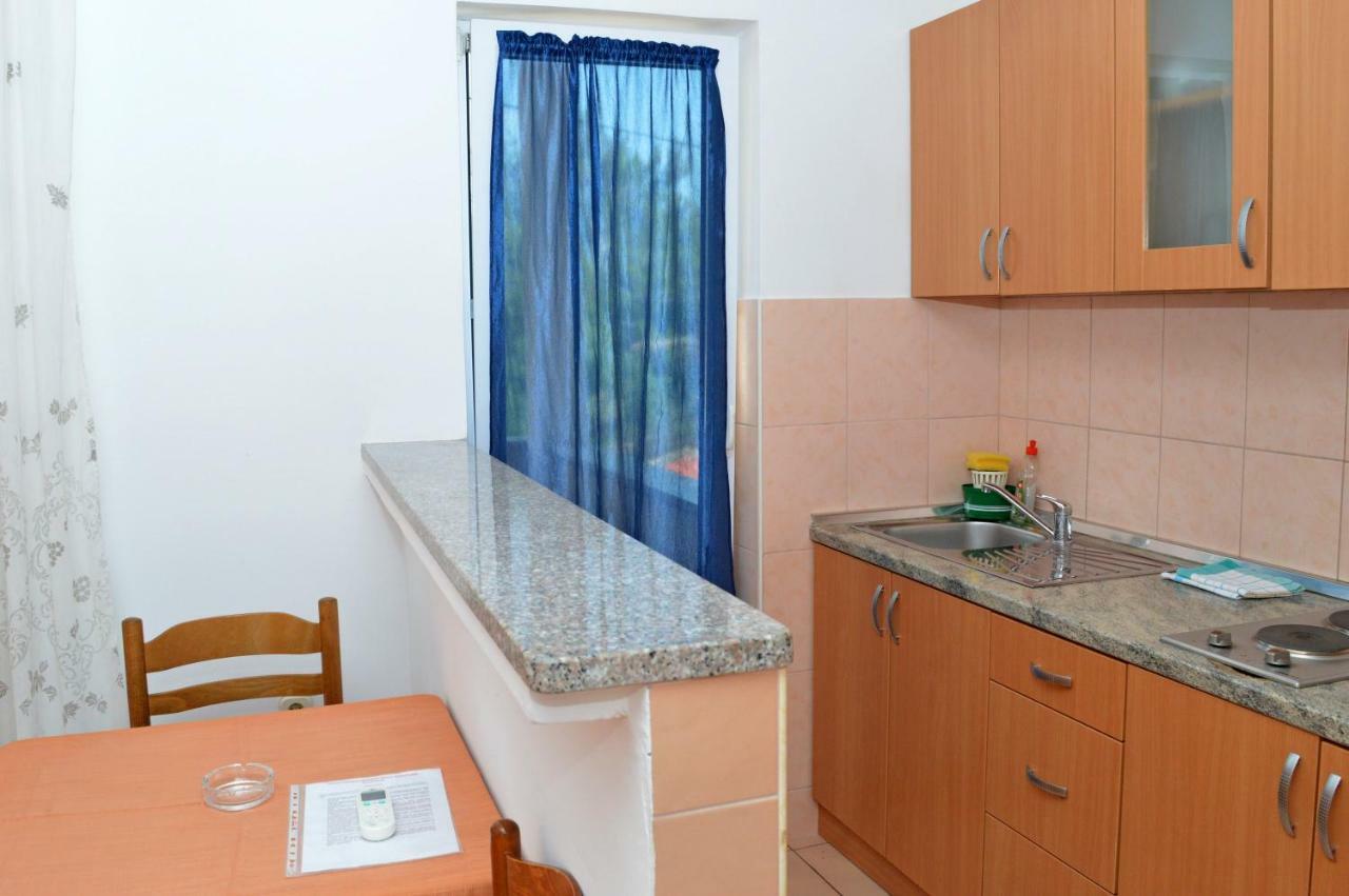 Apartmani Macak II Novalja Exterior photo